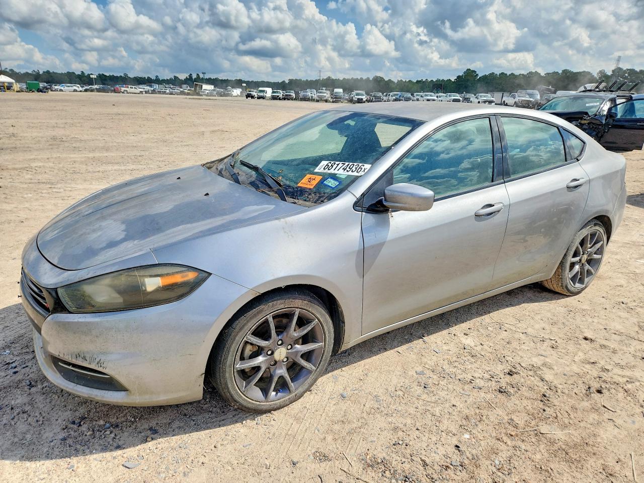 2015 DODGE DART SE