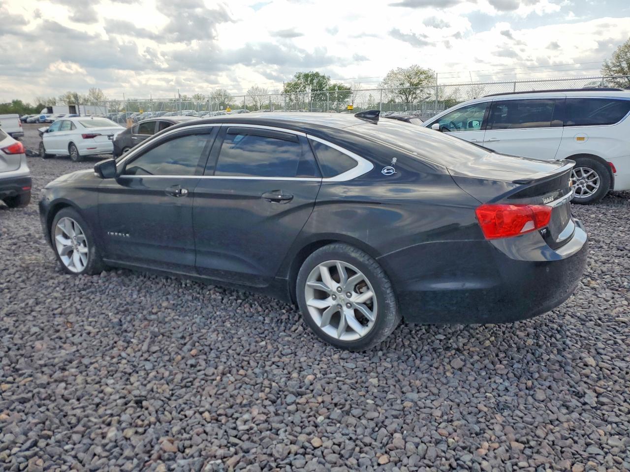 2017 CHEVROLET IMPALA LT — снимка 2