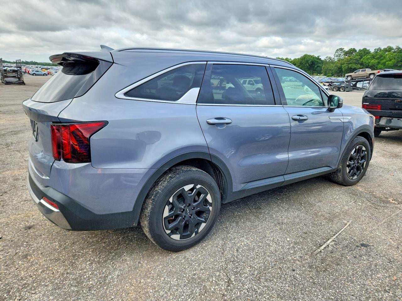 2024 KIA SORENTO S — снимка 3