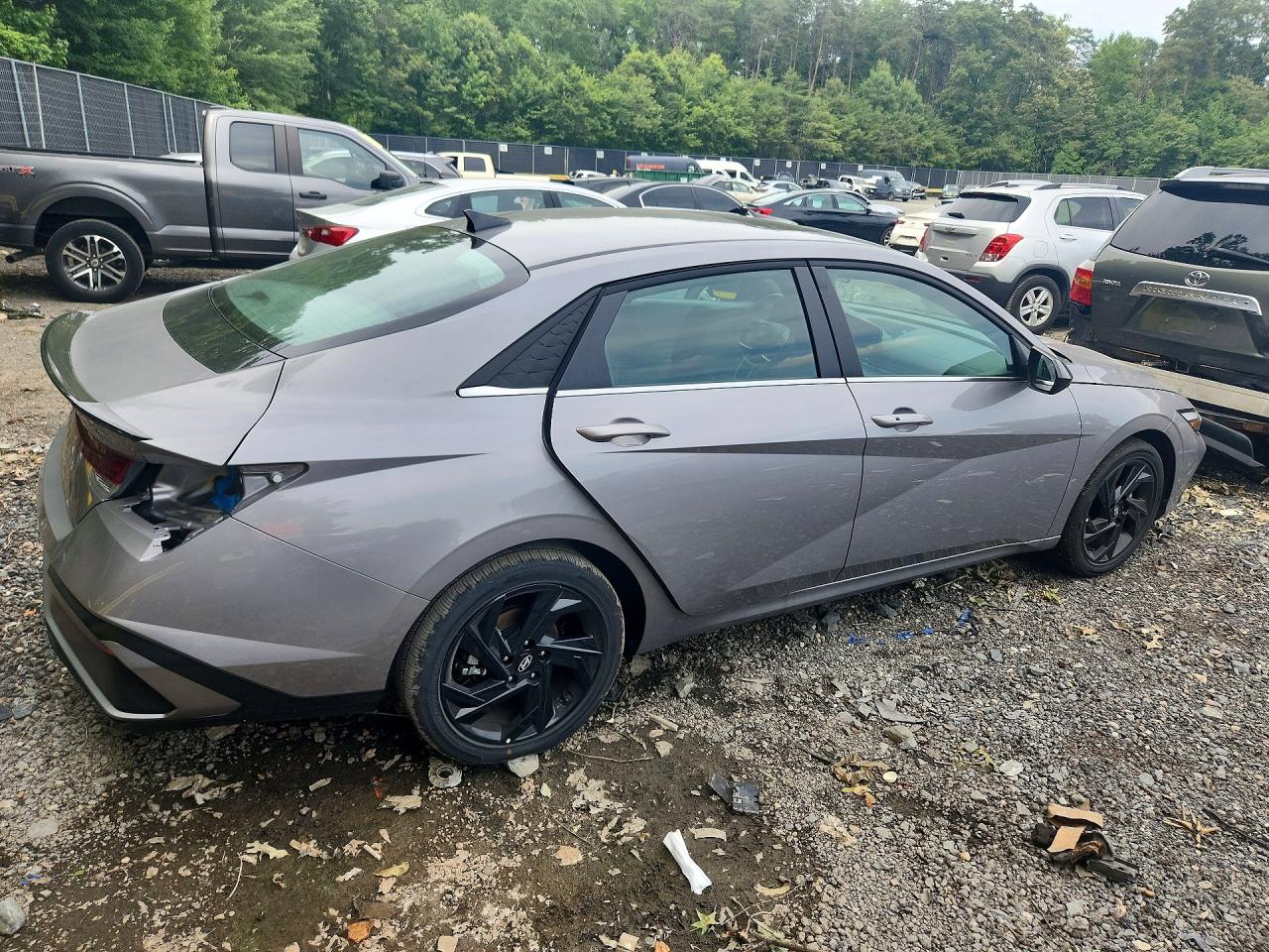 2026 HYUNDAI ELANTRA SEL SPORT PREMIUM — снимка 3