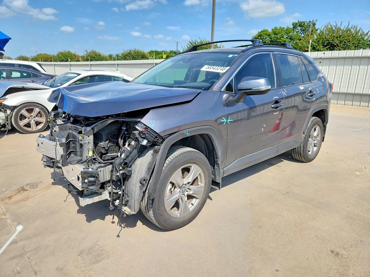 2025 TOYOTA RAV4 XLE