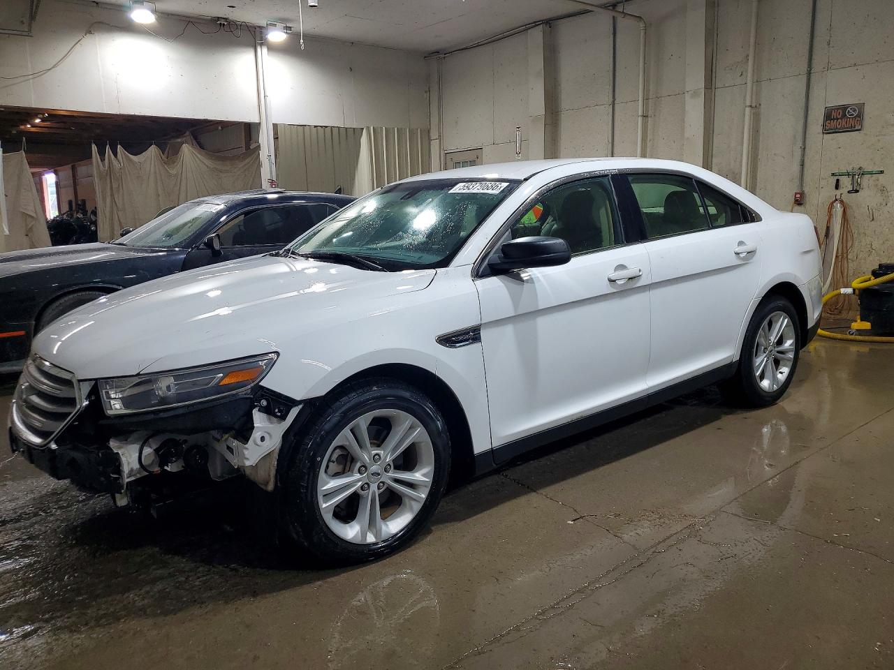 2018 FORD TAURUS SE