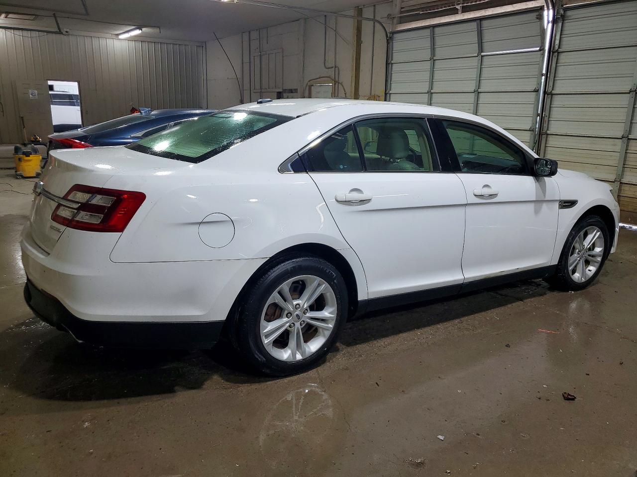 2018 FORD TAURUS SE — снимка 3