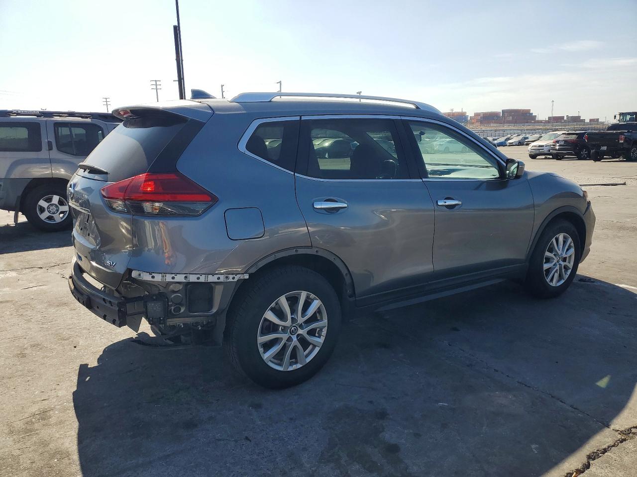 2017 NISSAN ROGUE SV — снимка 3