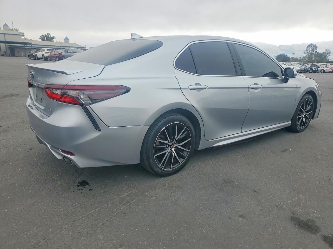 2022 TOYOTA CAMRY SE — снимка 3