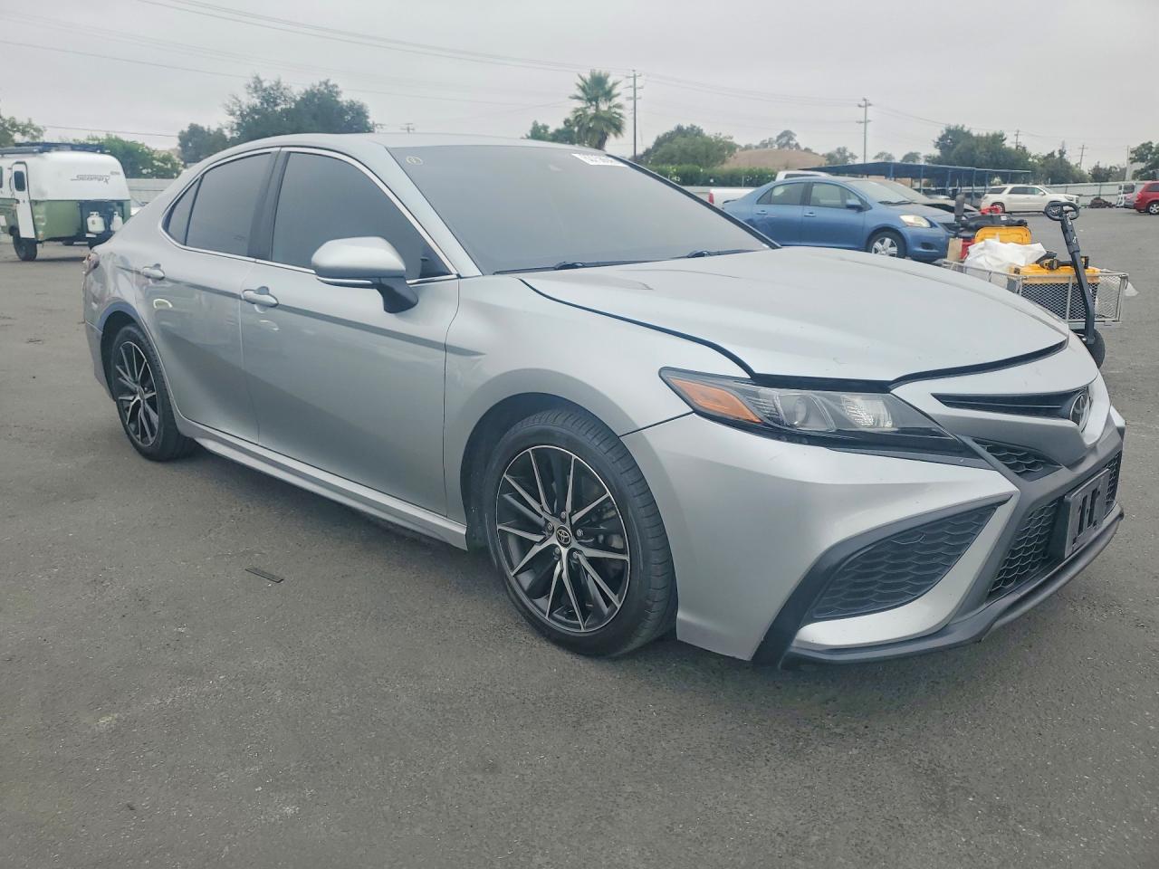 2022 TOYOTA CAMRY SE — снимка 4
