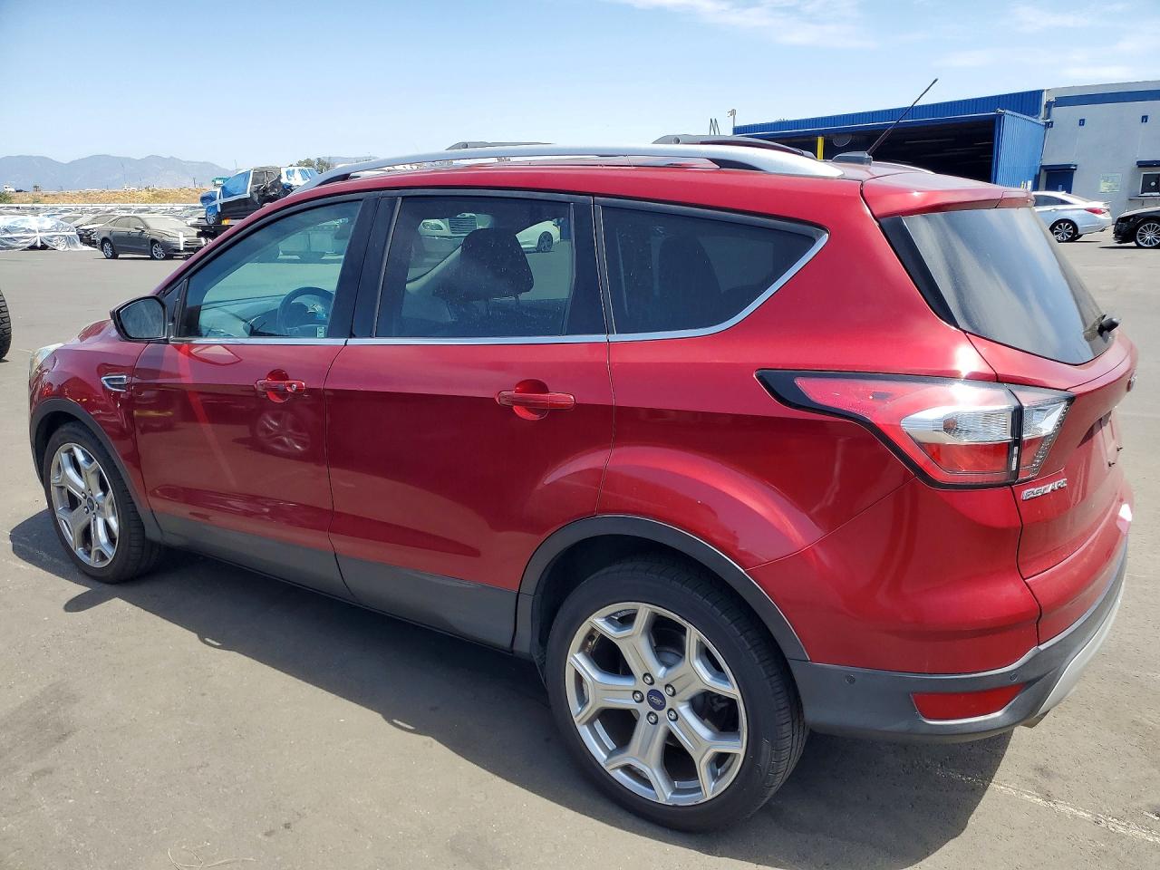 2017 FORD ESCAPE TITANIUM — снимка 2