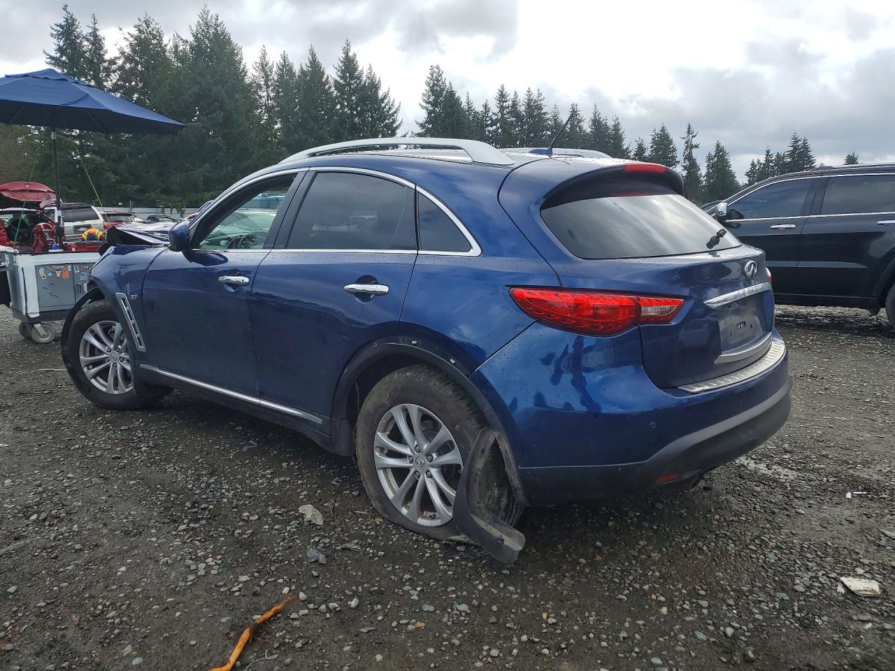 2015 INFINITI QX70 BASE — снимка 2