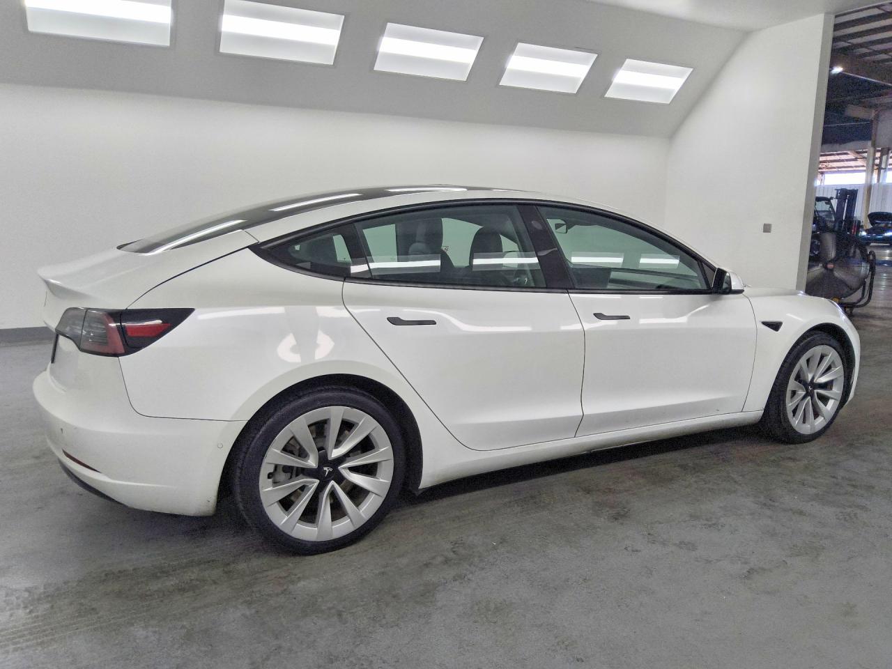 2022 TESLA MODEL 3 — снимка 3