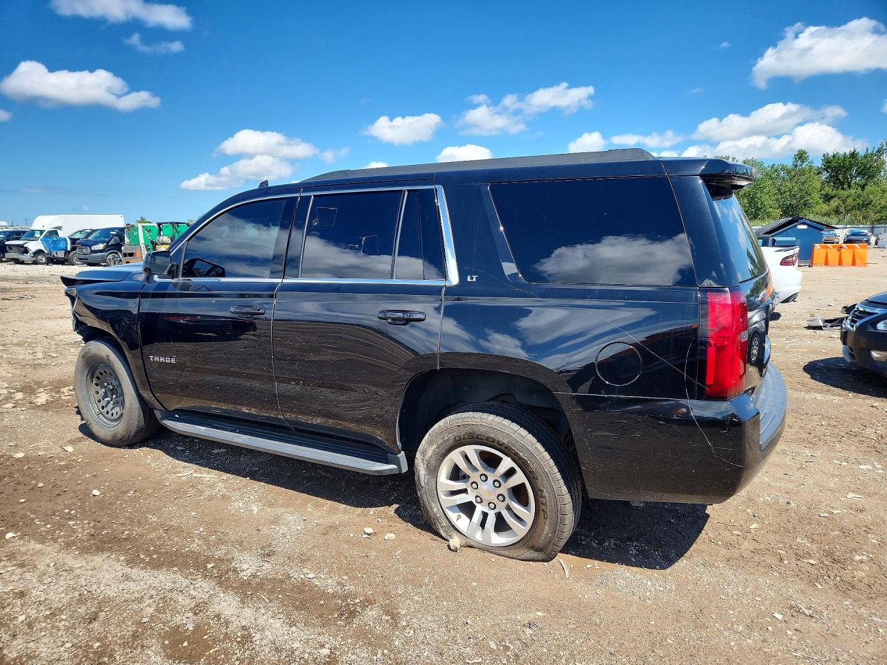 2015 CHEVROLET TAHOE K1500 LT — снимка 2