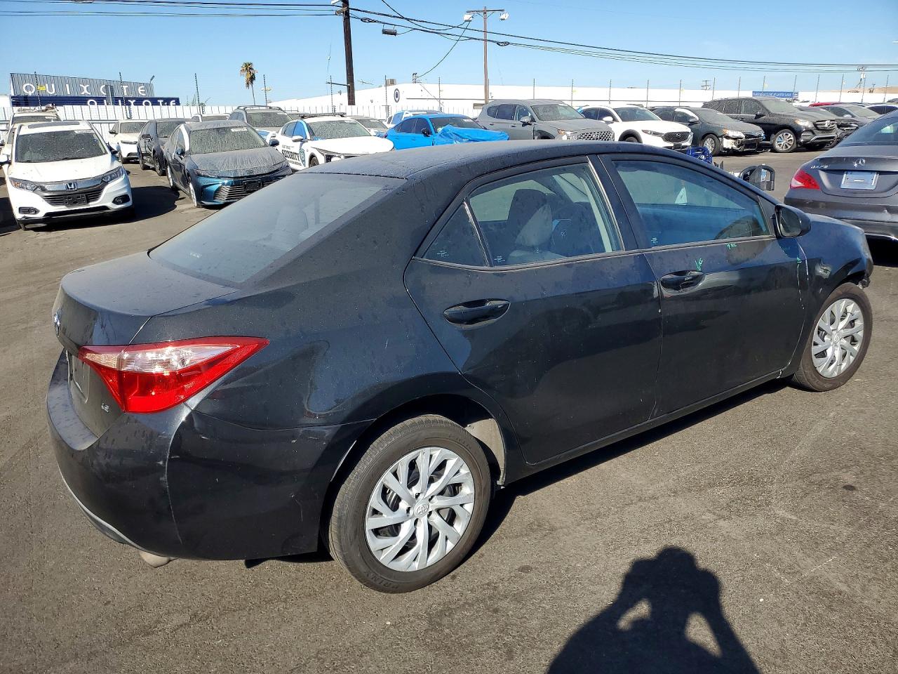 2017 TOYOTA COROLLA LE — снимка 3