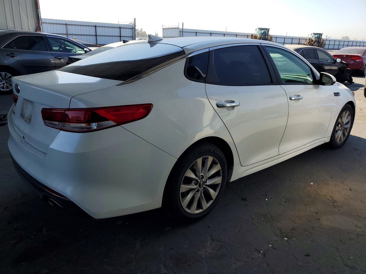 2016 KIA OPTIMA LX — снимка 3