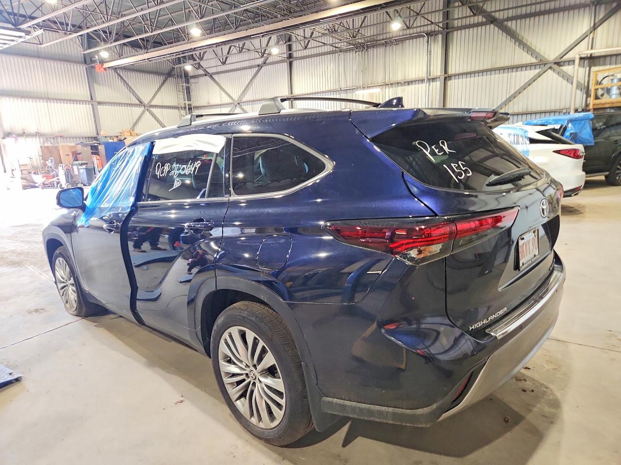 2024 TOYOTA HIGHLANDER HYBRID PLATINUM — снимка 2
