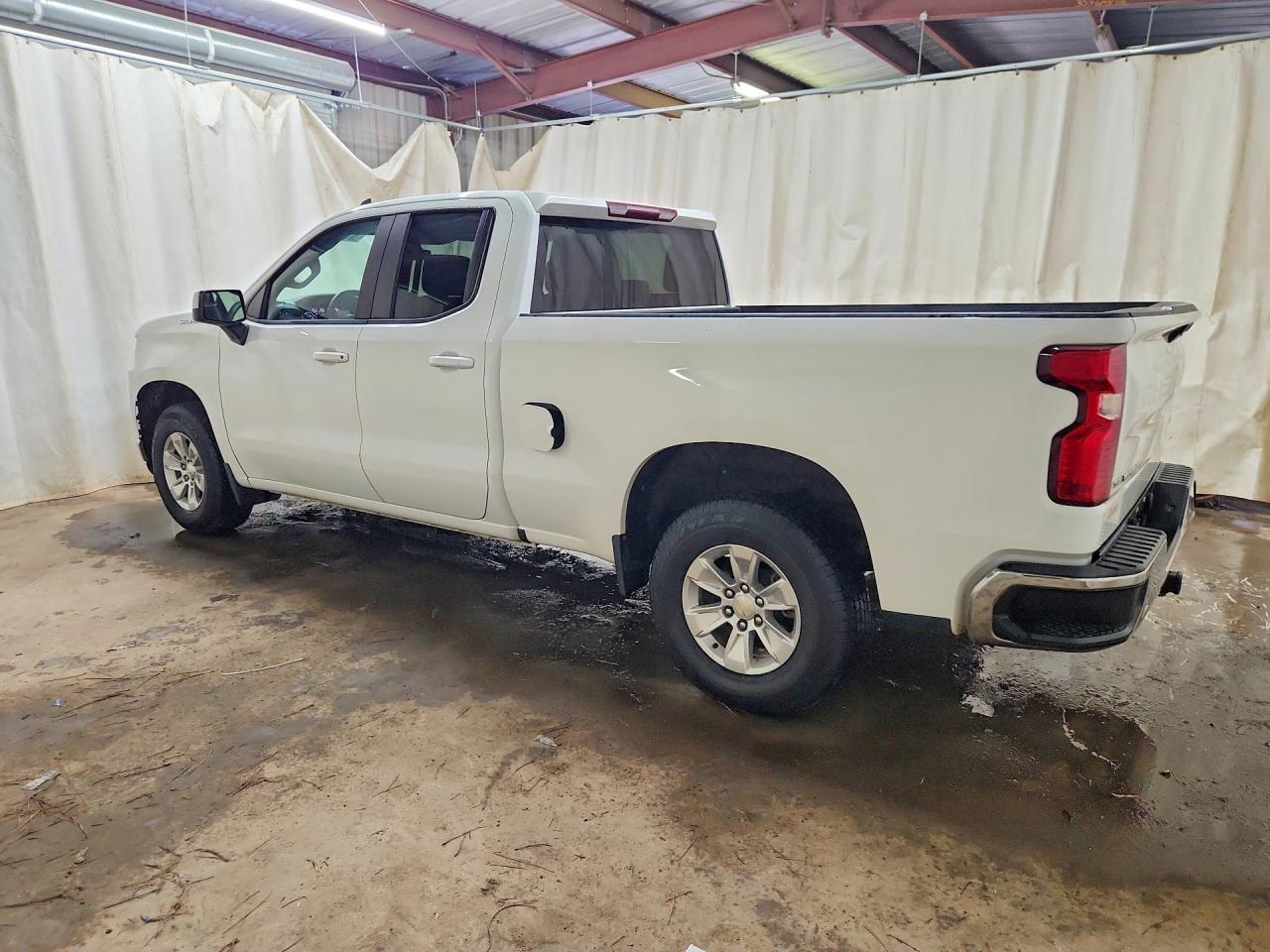 2021 CHEVROLET SILVERADO C1500 LT — снимка 2