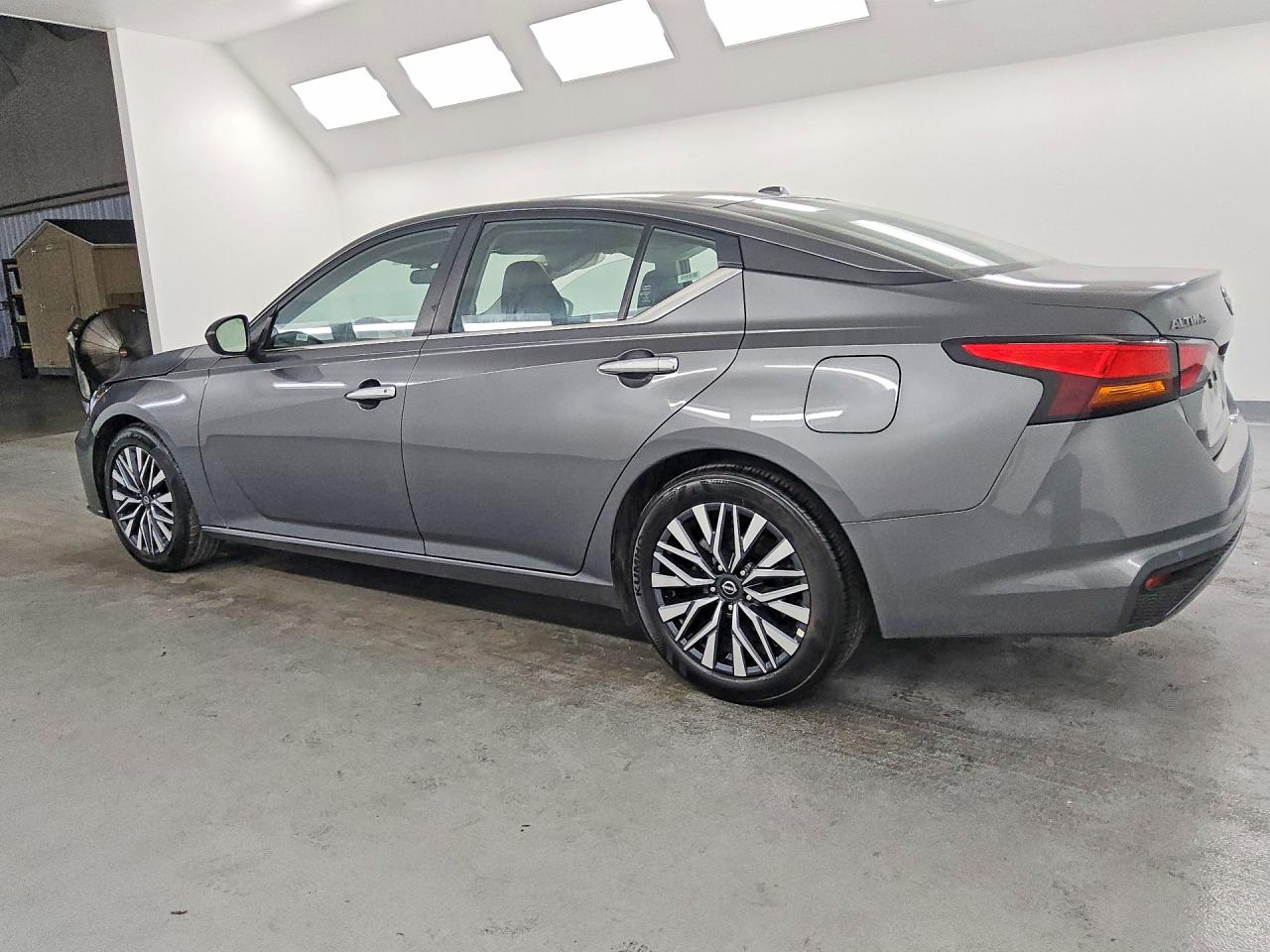 2025 NISSAN ALTIMA SV — снимка 2