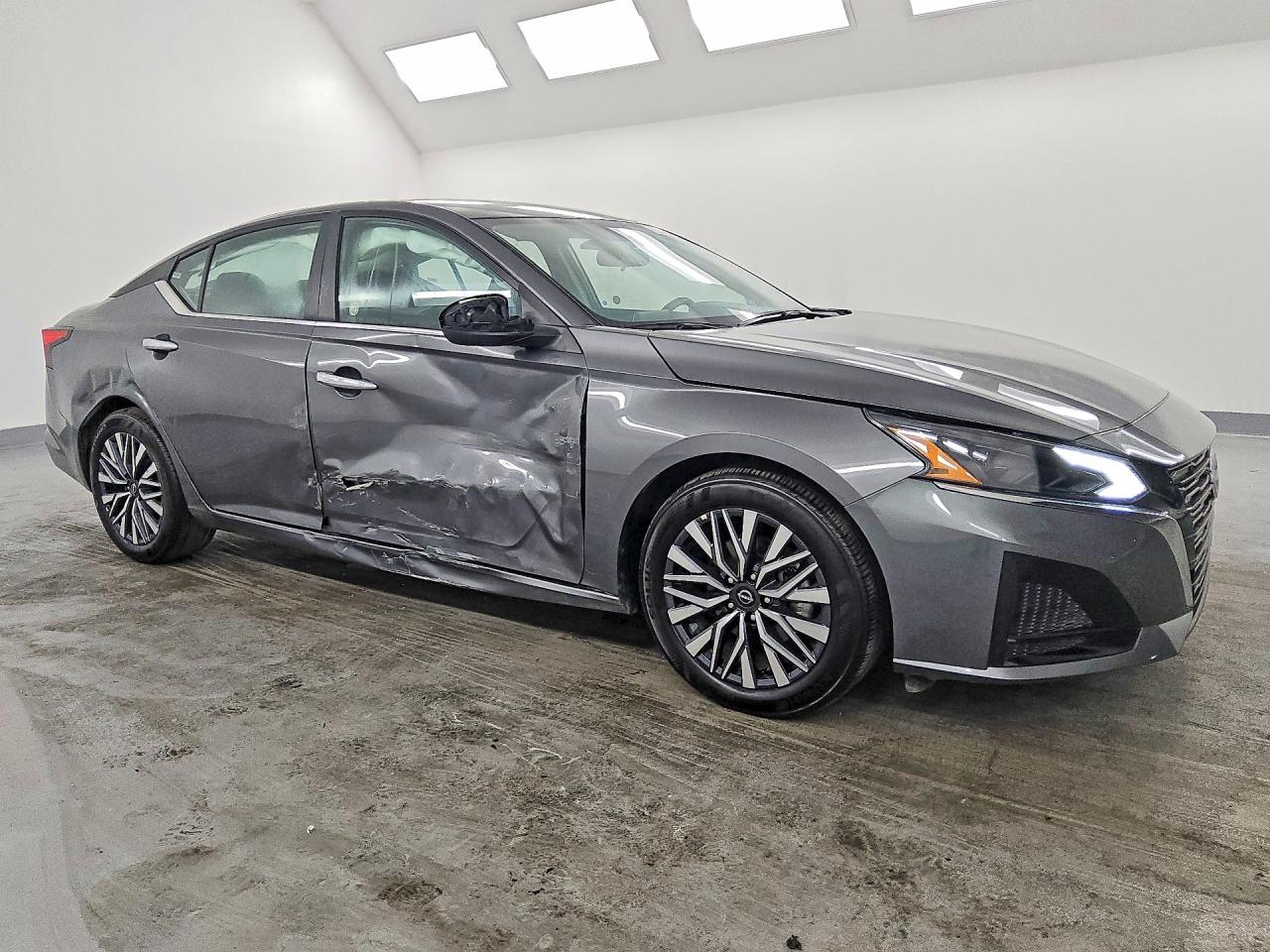 2025 NISSAN ALTIMA SV — снимка 4