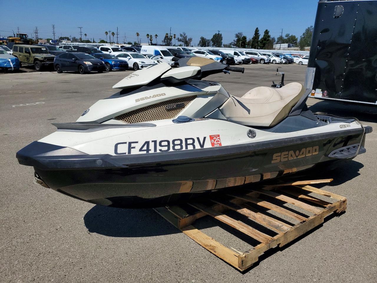 2012 SEA-DOO GTX — снимка 2