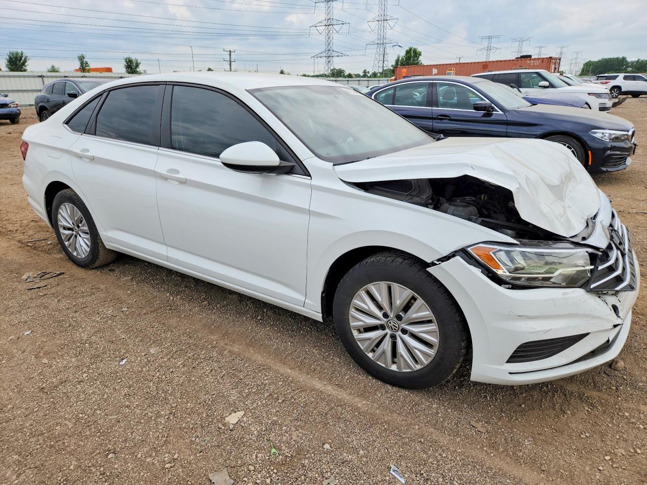 2019 VOLKSWAGEN JETTA S/SE/R-LINE — снимка 4