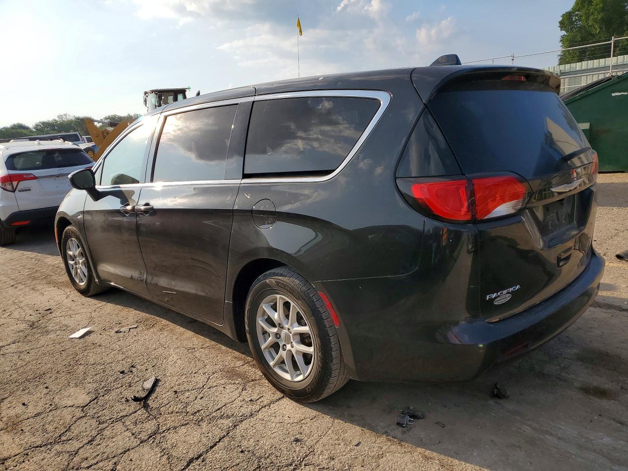 2017 CHRYSLER PACIFICA TOURING — снимка 2