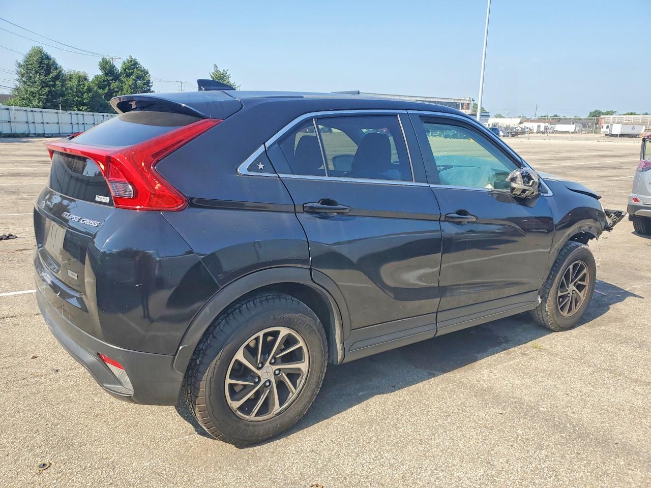 2020 MITSUBISHI ECLIPSE CROSS ES — снимка 3