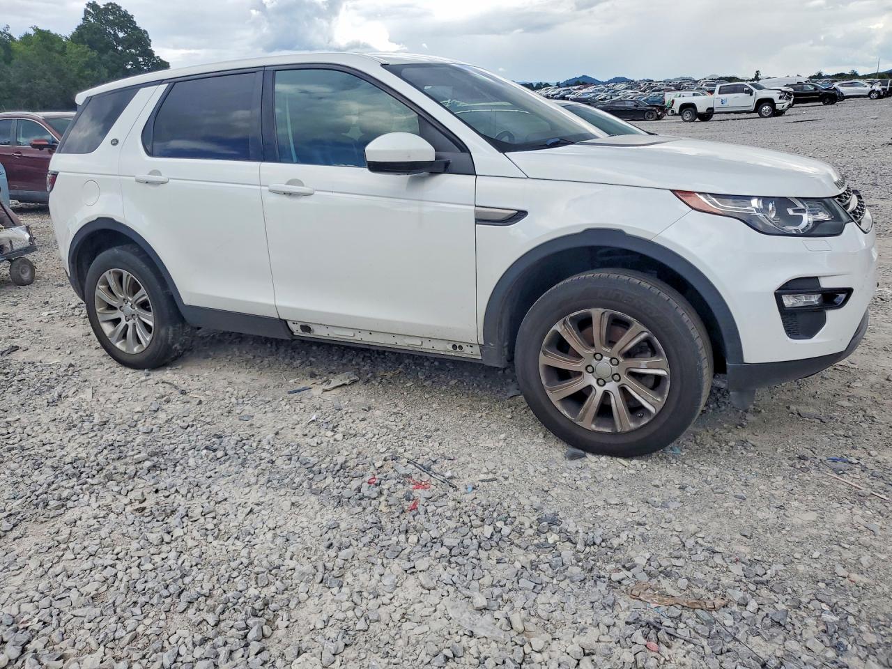 2019 LAND ROVER DISCOVERY SPORT SE — снимка 4