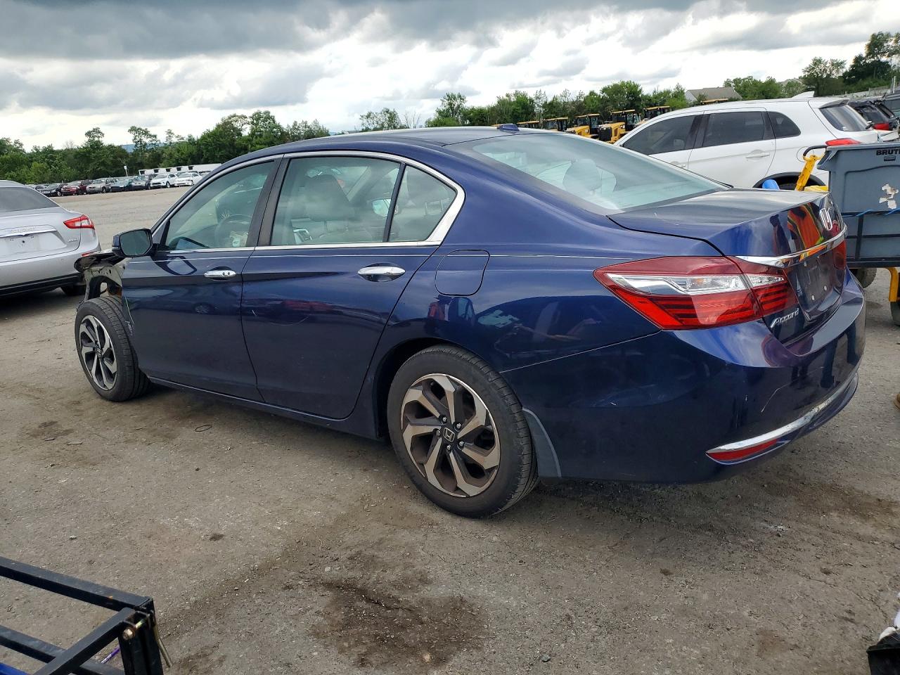 2017 HONDA ACCORD EX — снимка 2
