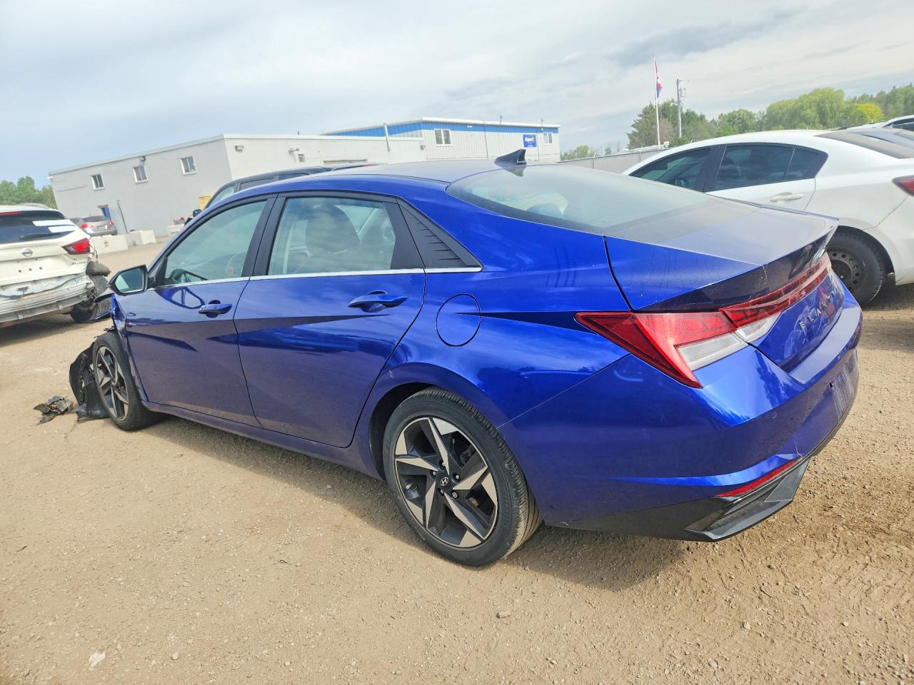 2022 HYUNDAI ELANTRA SEL — снимка 2