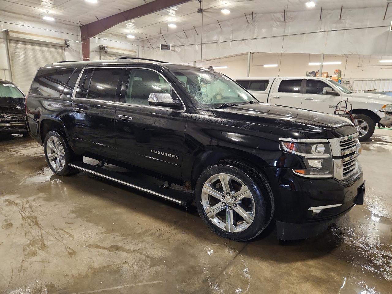 2015 CHEVROLET SUBURBAN K1500 LTZ — снимка 4