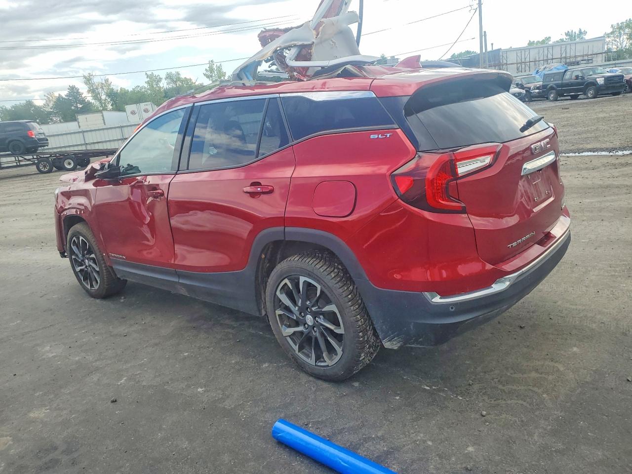 2022 GMC TERRAIN SLT — снимка 2