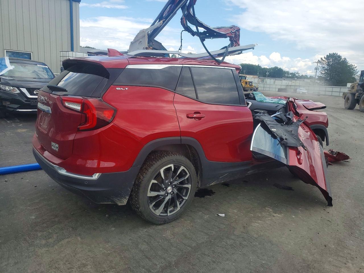 2022 GMC TERRAIN SLT — снимка 3