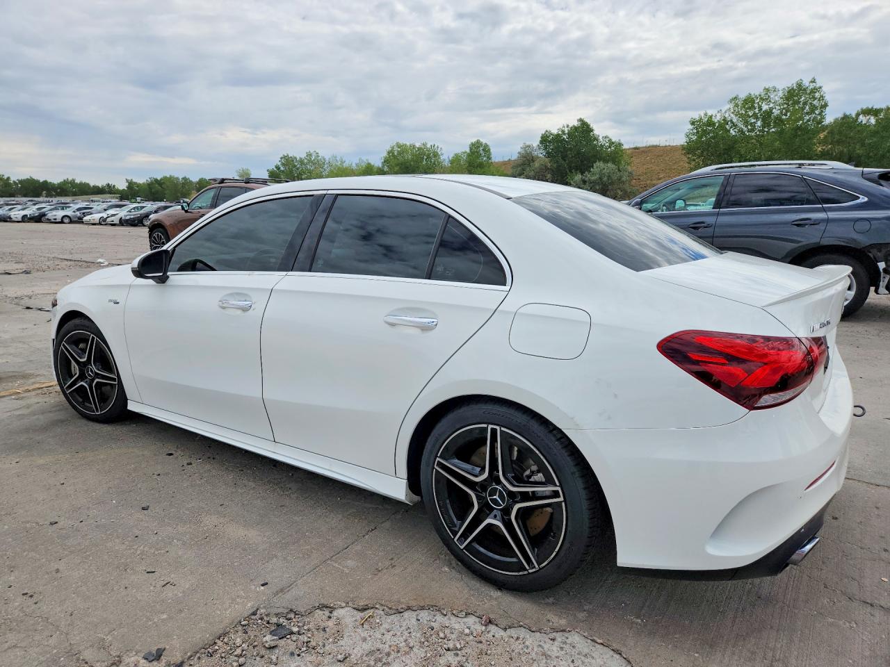 2020 MERCEDES-BENZ A 35 AMG — снимка 2