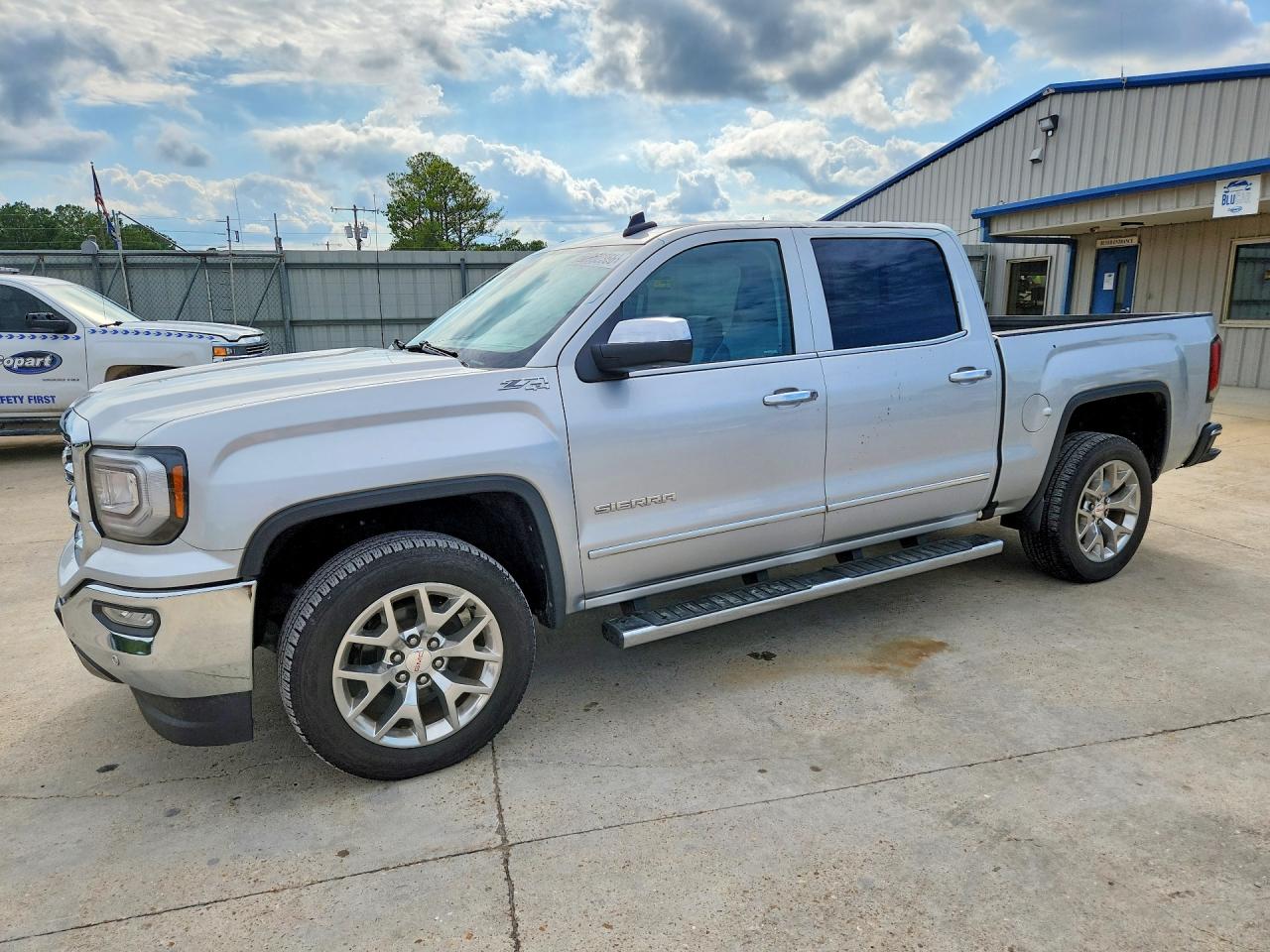 2017 GMC SIERRA K1500 SLT