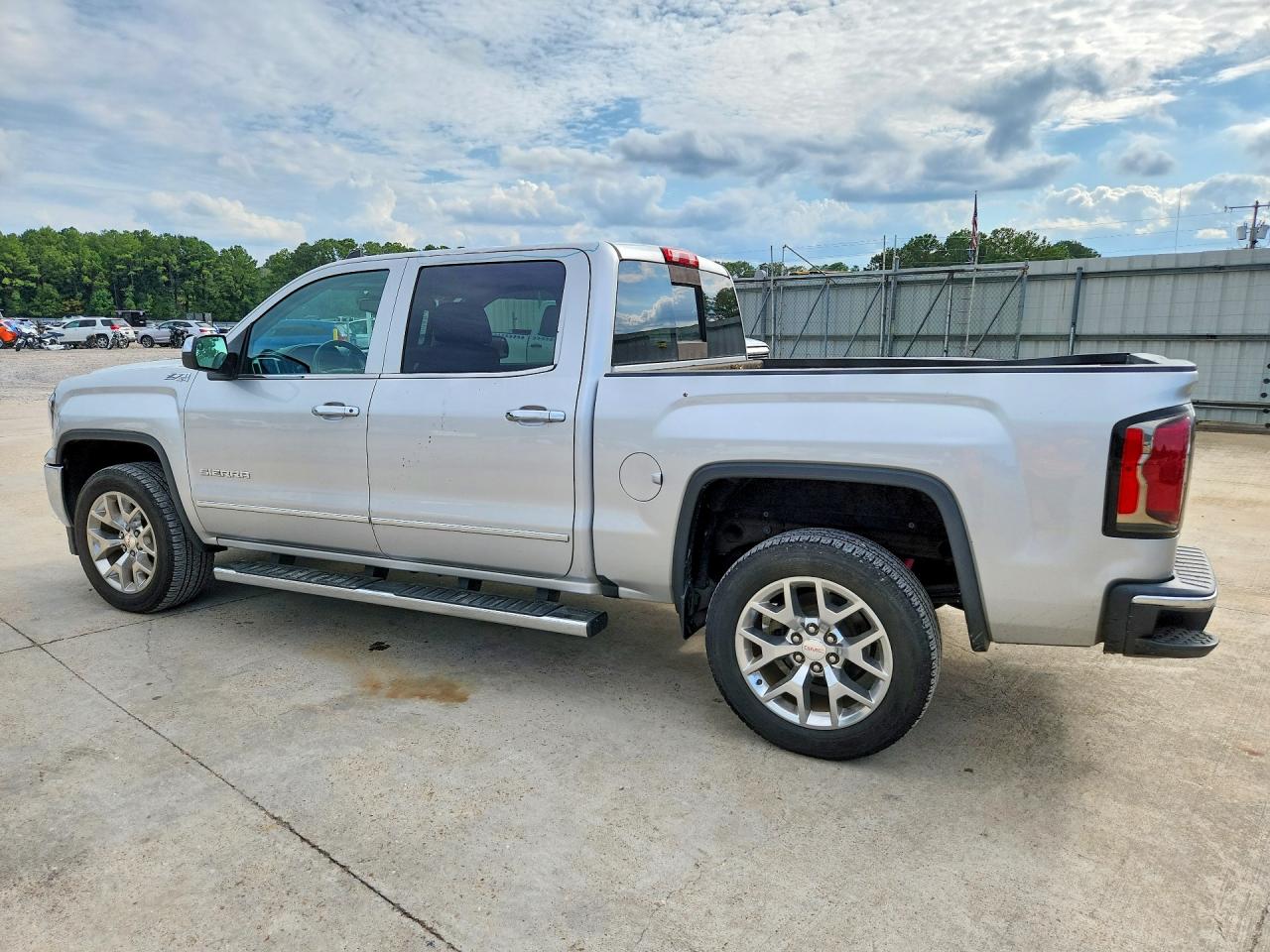 2017 GMC SIERRA K1500 SLT — снимка 2