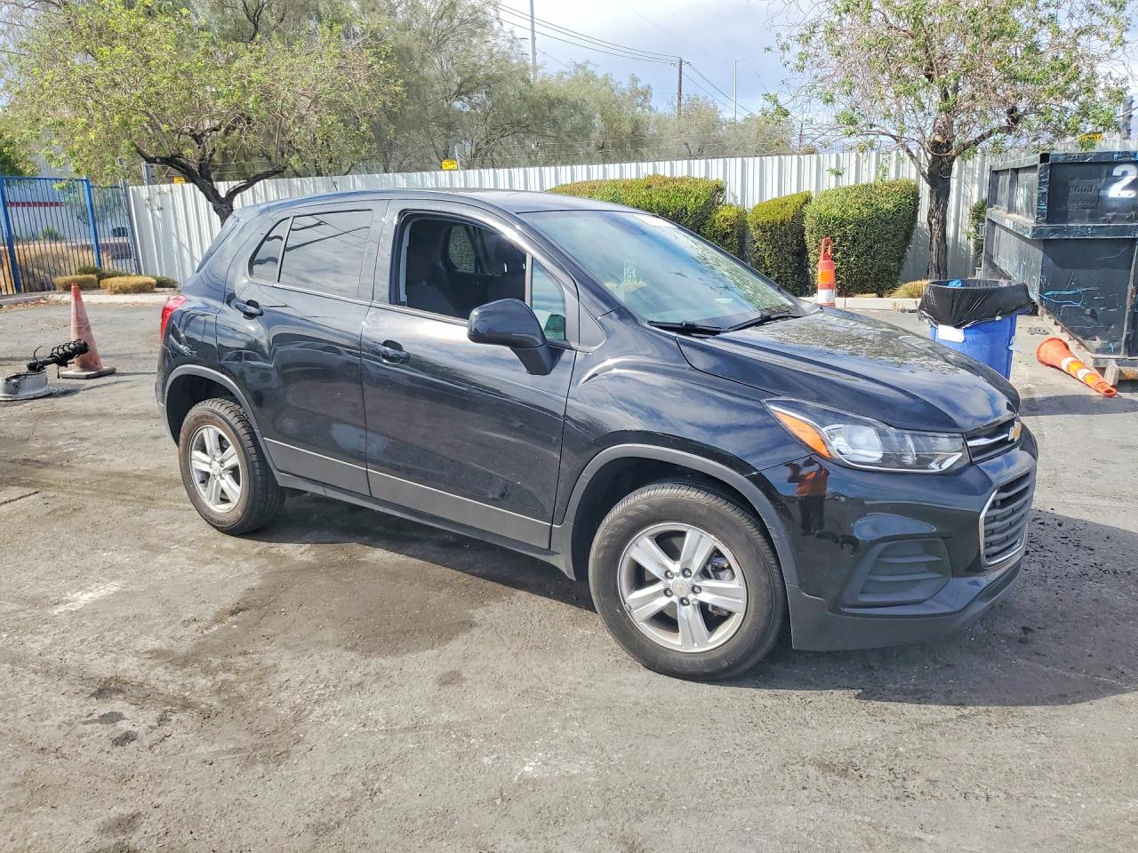 2022 CHEVROLET TRAX LS — снимка 4