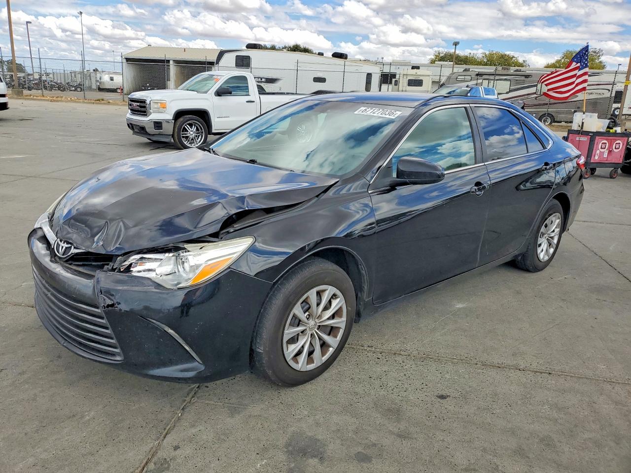 2017 TOYOTA CAMRY LE