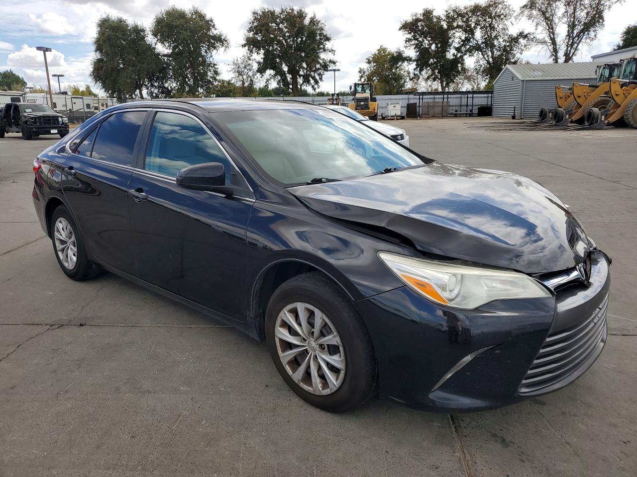 2017 TOYOTA CAMRY LE — снимка 4