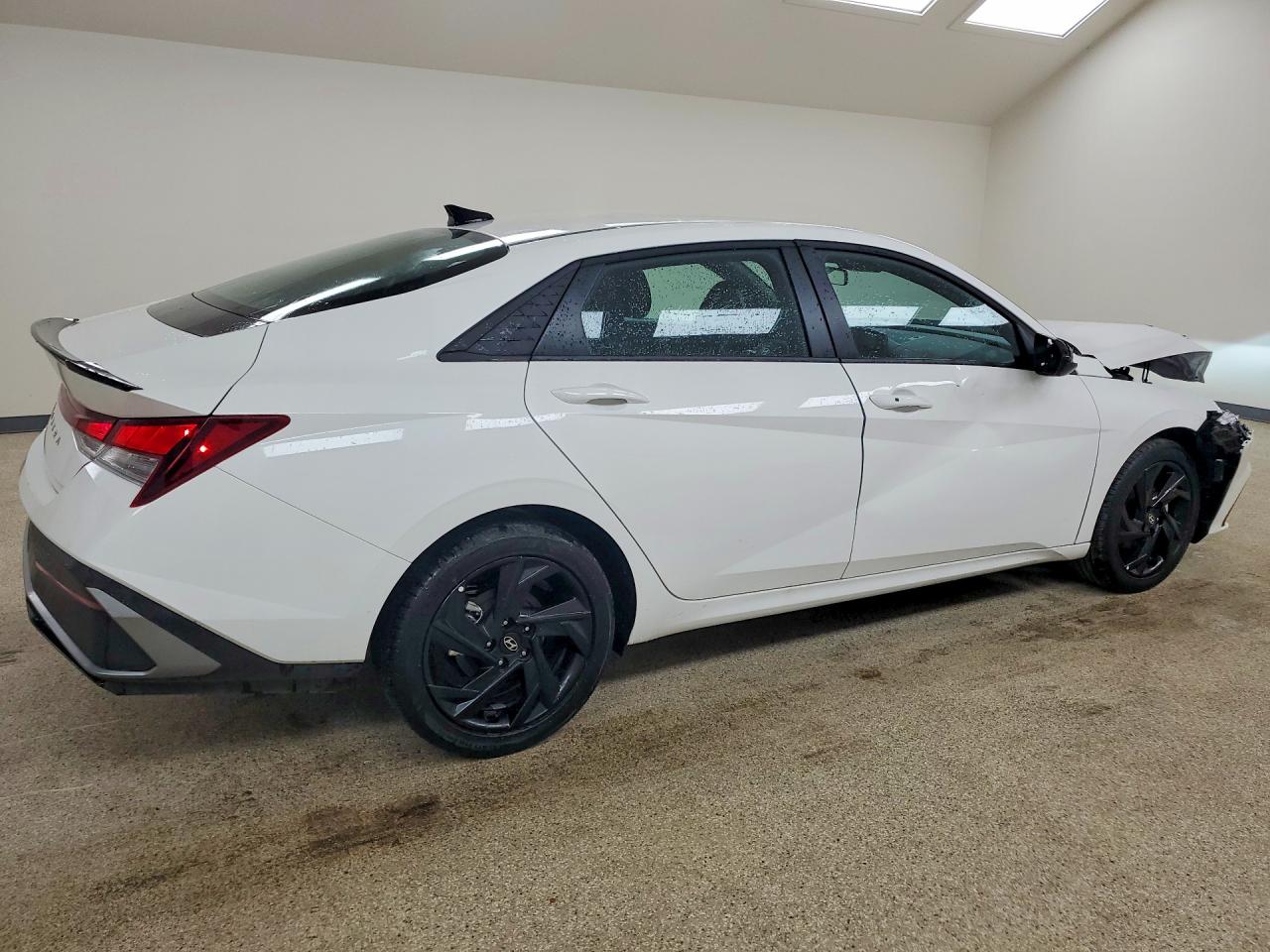 2026 HYUNDAI ELANTRA SEL SPORT — снимка 3