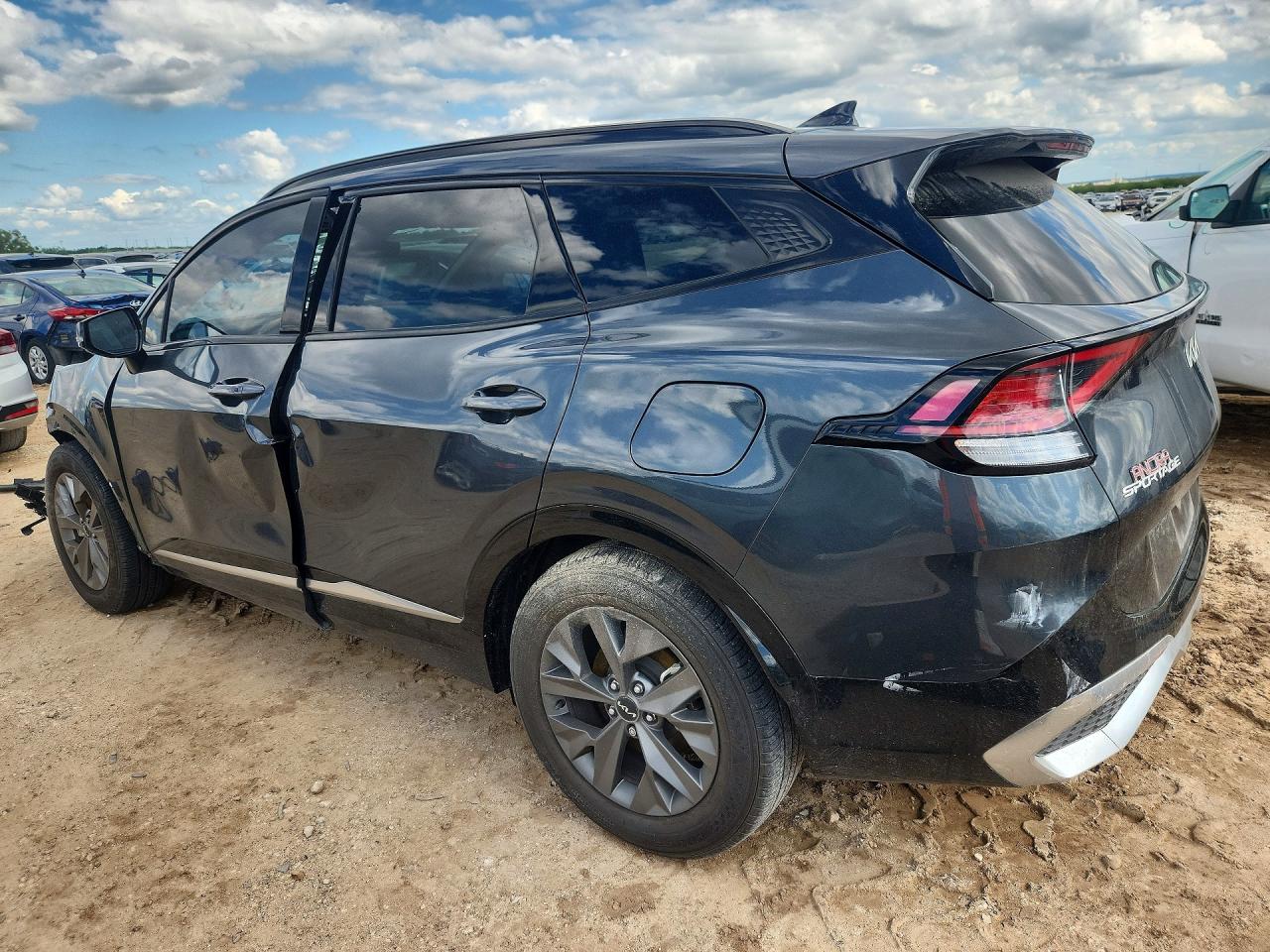 2024 KIA SPORTAGE SX — снимка 2