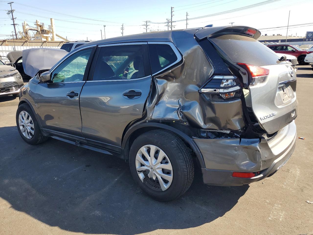 2017 NISSAN ROGUE SV — снимка 2