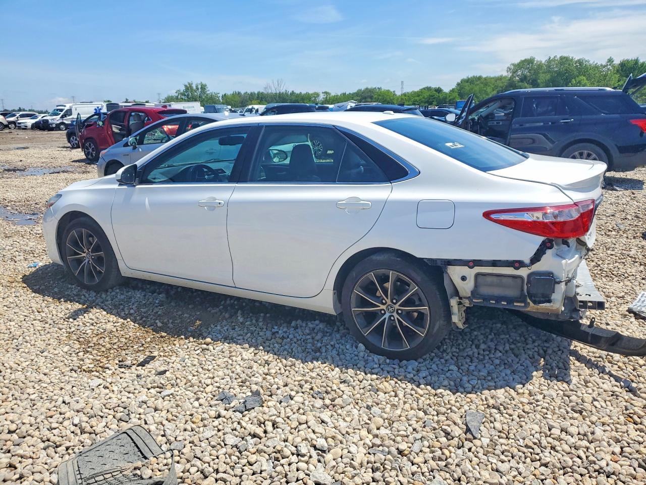 2017 TOYOTA CAMRY XSE — снимка 2