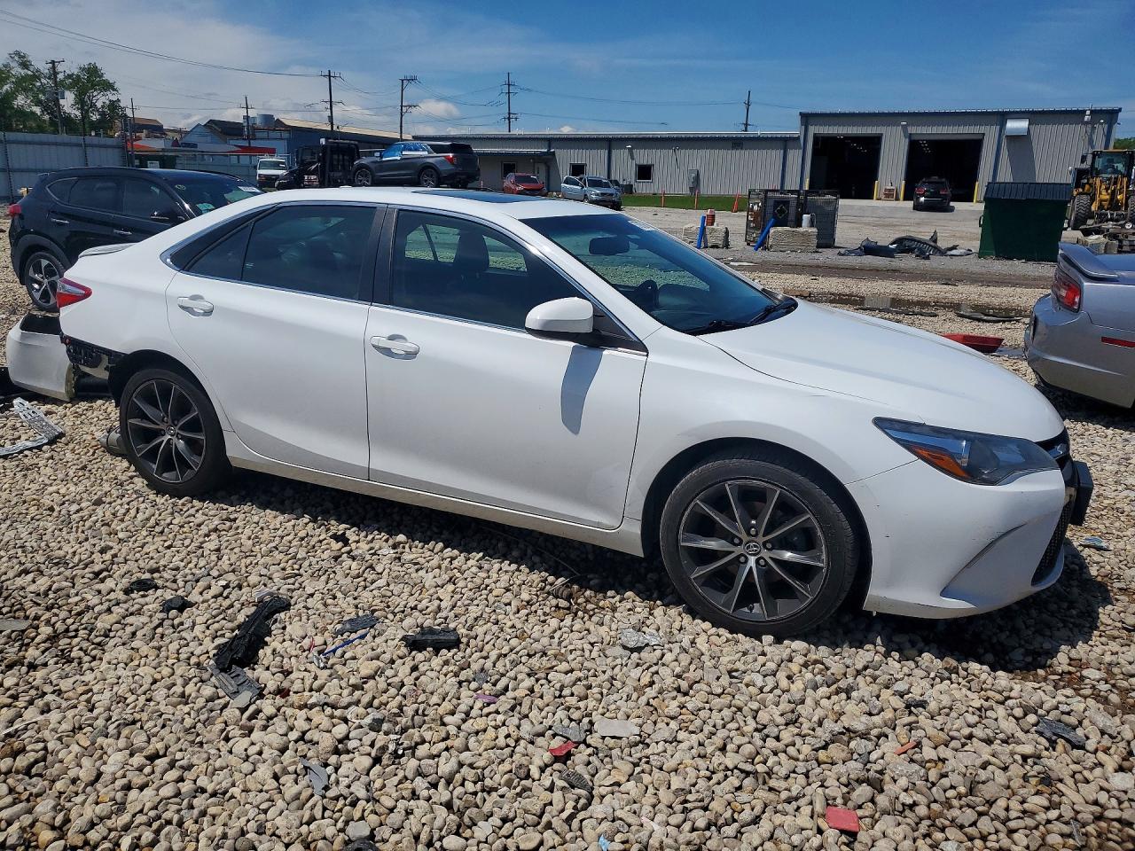 2017 TOYOTA CAMRY XSE — снимка 4