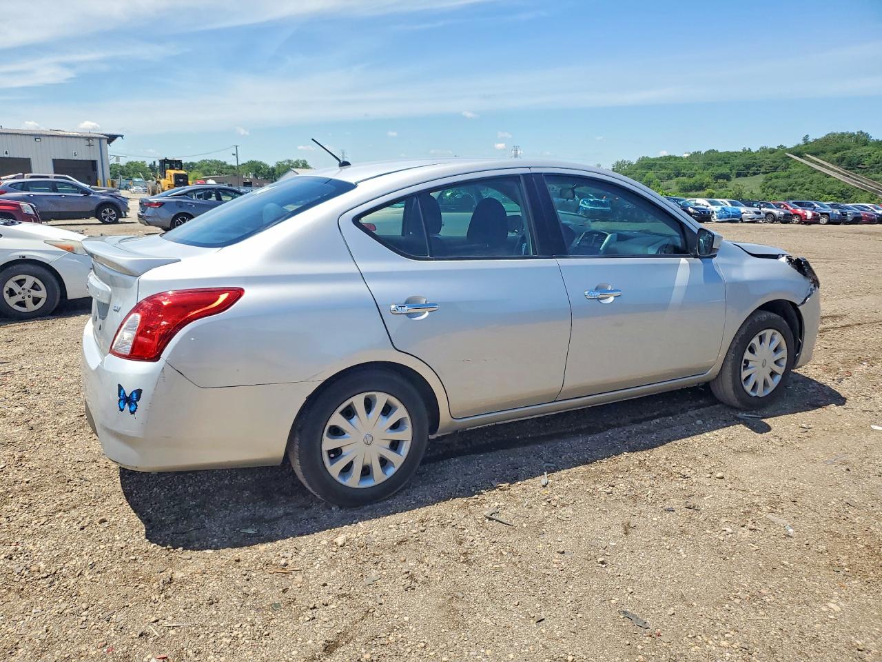 2019 NISSAN VERSA SV — снимка 3