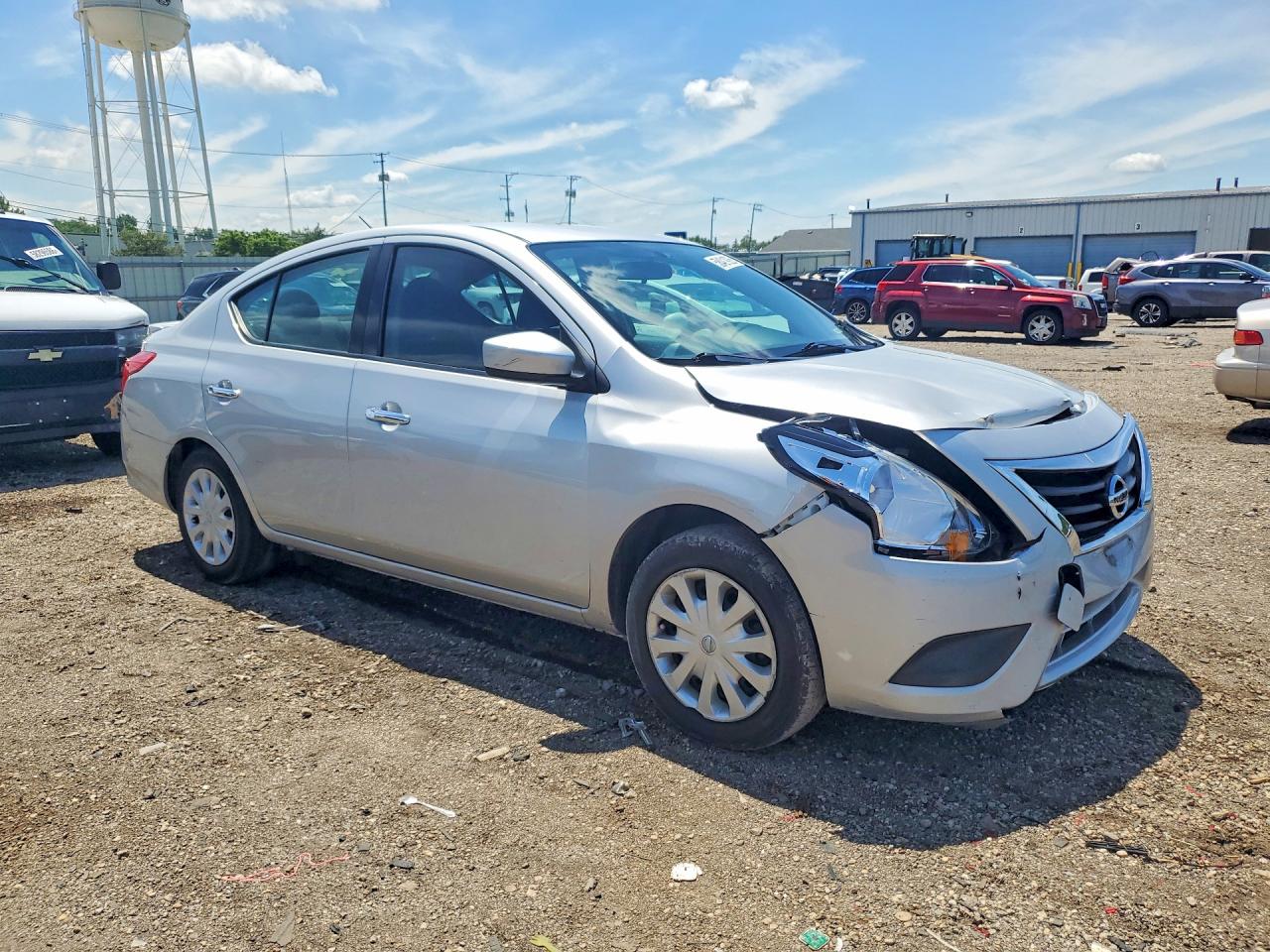 2019 NISSAN VERSA SV — снимка 4