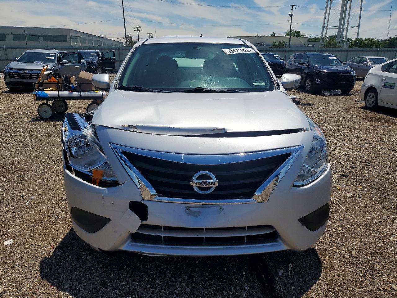 2019 NISSAN VERSA SV — снимка 5