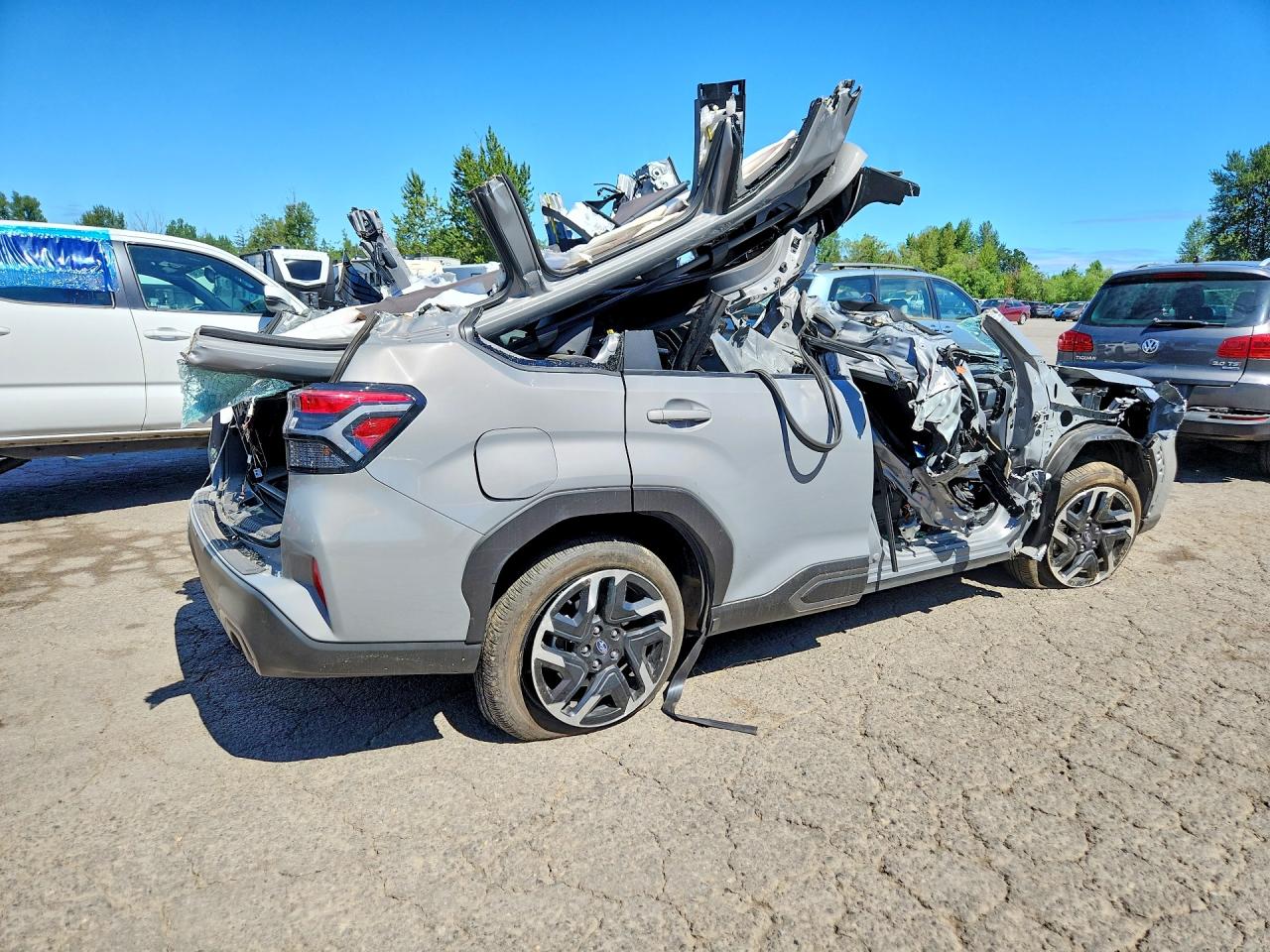 2025 SUBARU FORESTER LIMITED — снимка 3