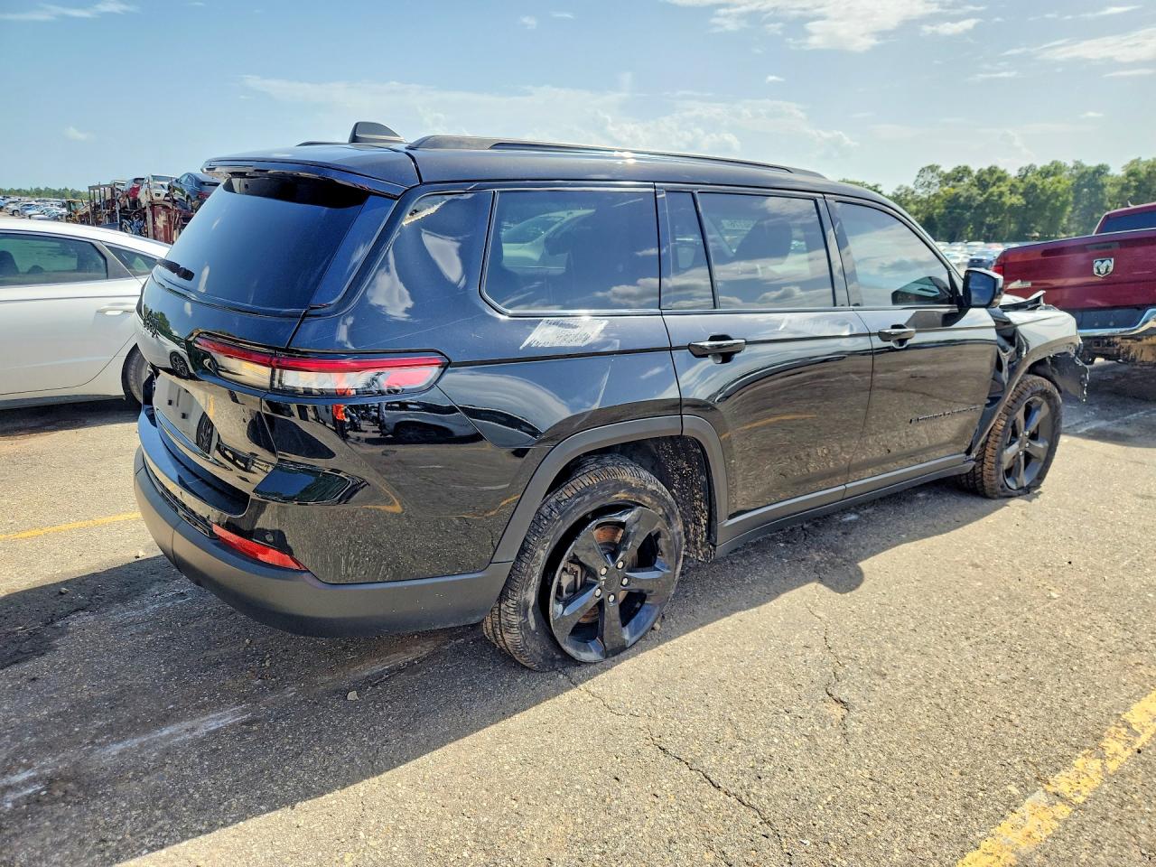 2023 JEEP GRAND CHEROKEE L LAREDO — снимка 3