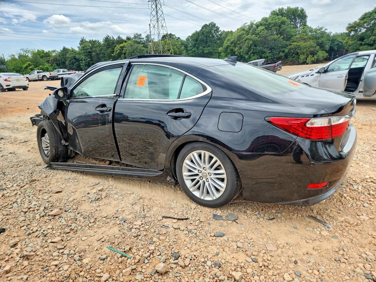 2015 LEXUS ES 350 — снимка 2