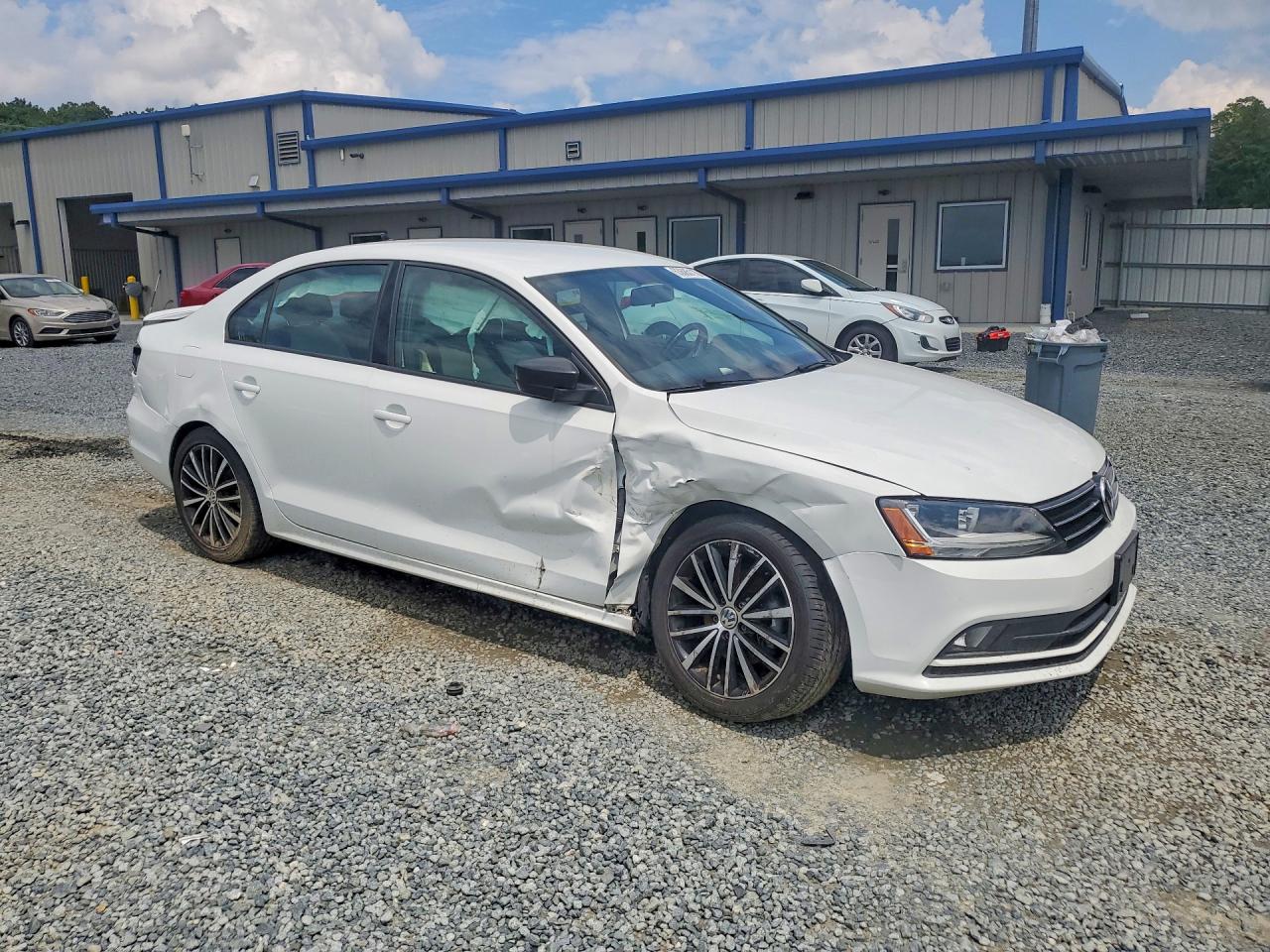 2017 VOLKSWAGEN JETTA SPORT — снимка 4