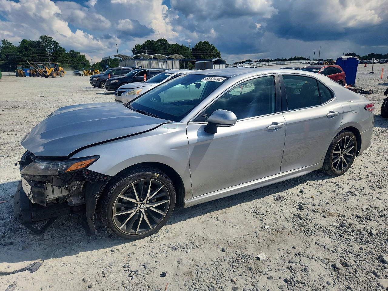 2022 TOYOTA CAMRY SE