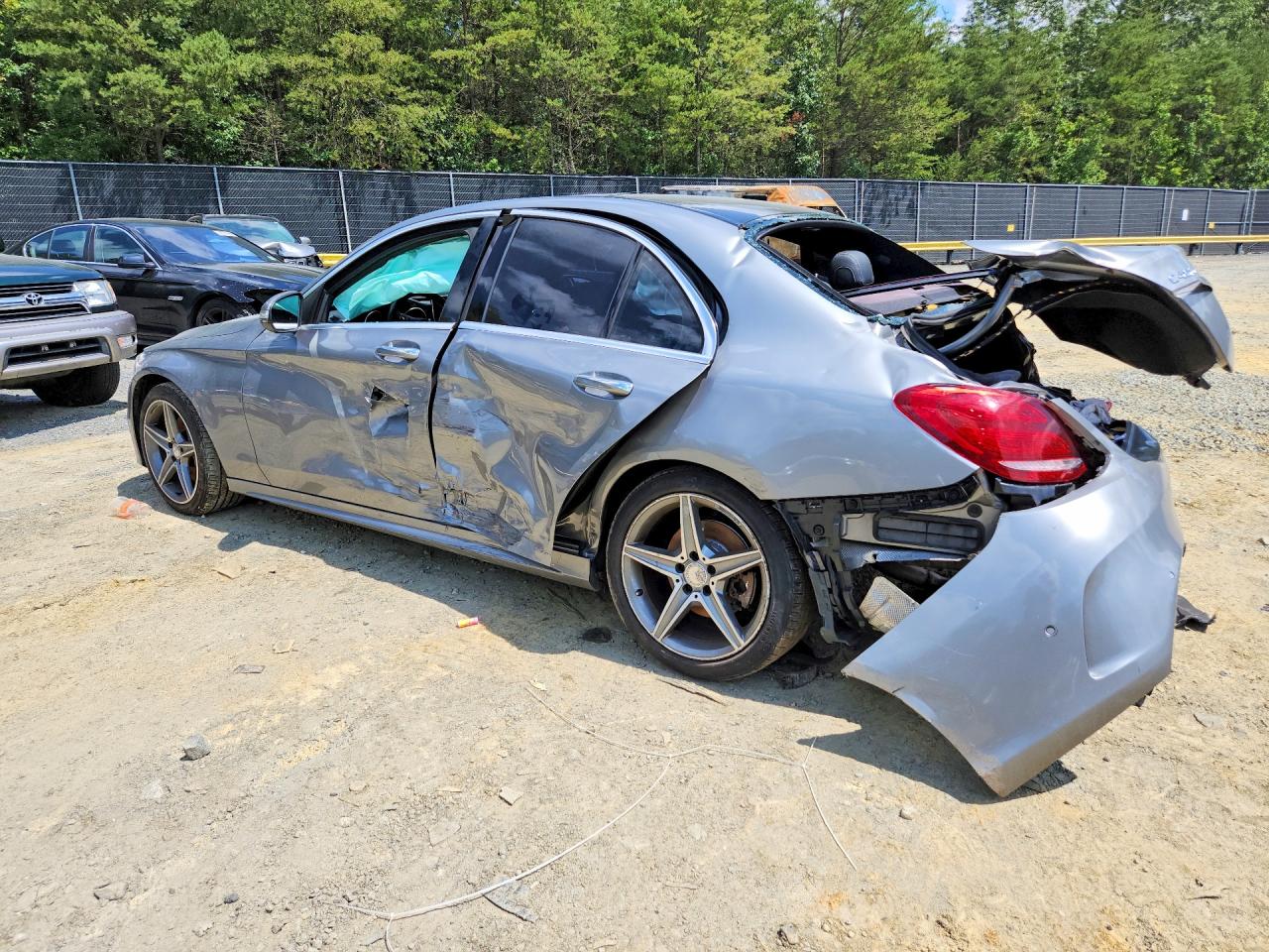 2015 MERCEDES-BENZ C 400 4MATIC — снимка 2